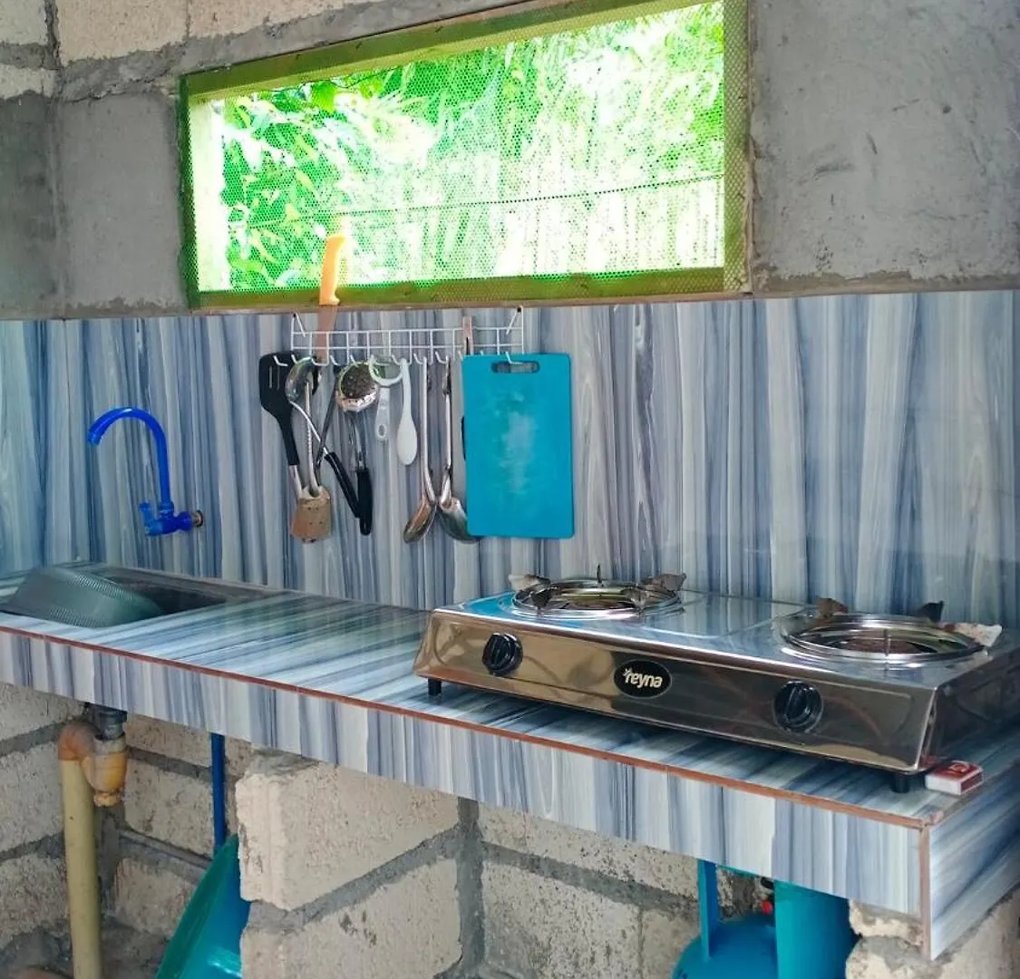 Alora Jedel Tiny Transient House In Dauis Bohol 아파트 0*,  필리핀